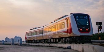 LRT Jabodetabek dan Kereta Cepat Beroperasi Mulai Juni 2023
