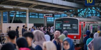 isyarat-tarif-krl-naik-menguat-dirut-kci-kasihan-pemerintah