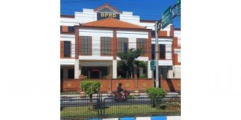 Sekretaris DPRD Kabupaten Mojokerto Dorong Kinerja Profesional dan Disiplin Sepanjang 2025