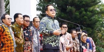 Pimpin Apel Pagi Awal Tahun 2025, Pj. Gubernur Jatim Dorong ASN Tingkatkan Kinerja