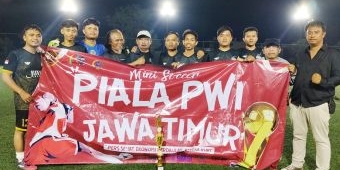 Final Mini Soccer Piala PWI Jatim Berakhir Manis untuk Judes FC