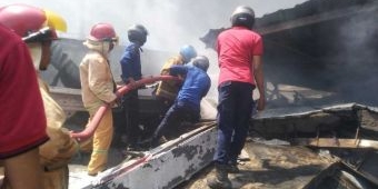Kebakaran Pabrik Spare Part di Lamongan Berhasil Dipadamkan, Kerugian Ditaksir Capai Rp 1 Triliun