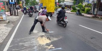 Satlantas Polres Blitar Kota Cek Jalan Rusak Jelang Operasi Keselamatan Semeru 2026
