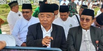 hari-santri-2025-di-amanatul-ummah-pacet-kiai-asep-tegaskan-peran-santri-dalam-kemerdekaan