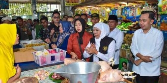 Gubernur Khofifah Pastikan Harga Sembako Stabil di Jember Usai Krisis BBM