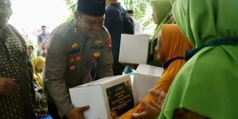 Kapolres Ngawi Salurkan Bantuan Sembako ke Warga Nahdliyin Majelis Taklim Aswaja MWC NU Jogorogo