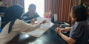 3 Pemilik Icon Apartment Gresik Resmi Terima SHMSRS