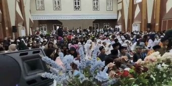 Semarak Santunan Anak Yatim di Graha PCNU Bangil