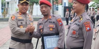 Ungkap Kasus Jambret Maut dalam 3 Hari, Personel Satreskrim Polres Pamekasan Dapat Penghargaan