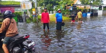 Banjir Luapan Kali Lamong di Cerme Berangsur Surut