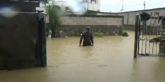 Intensitas Hujan Tinggi, 7 Kecamatan di Bangkalan Terendam Banjir, Ketinggian Air Capai 1,5 Meter