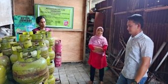 Polres Ngawi Lakukan Patroli Pengecekan Ketersediaan LPG Bersubsidi di Sejumlah Pangkalan