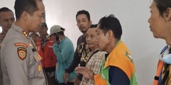 Polisi Tangkap Jukir yang Palsukan QRIS Parkir di Jalan Tanjunganom Surabaya