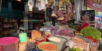 Harga Sembako Jatim Hari Ini Cenderung Stabil: Beras Medium Rp12.890/kg, Bawang Merah Rp35.632/kg