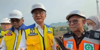 pembangunan-bandara-dhoho-kediri-dan-jalan-tol-menteri-pupr-beri-apresiasi-pt-gudang-garam