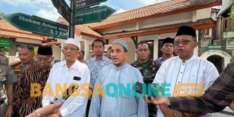 Mabarrot Yayasan Sunan Bonang Tindak Tegas Pedagang Minyak Wangi yang Paksa Peziarah untuk Beli