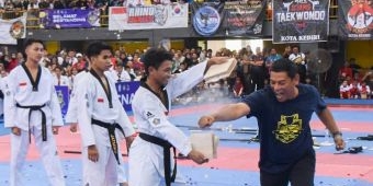 Wali Kota Kediri Buka Kejurprov Taekwondo antar Pelajar, Diikuti 2.627 Peserta dari 33 Kota/Kab