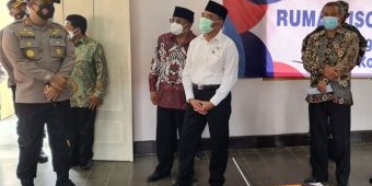 Menko PMK ke Blitar, Pastikan Pemerintah Hingga Level Bawah Ikut Tangani Covid-19