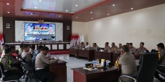 Polres Mojokerto Kota Gelar Latpraops Jelang Operasi Keselamatan Semeru 2025