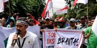 Pimpin Aksi Demo Aliansi Anti Mafia Tanah Jatim, Fajar Tuntut Tanah Warga di Sidoarjo Dikembalikan