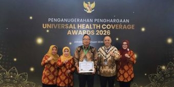 Pemkab Gresik Raih UHC Awards 2026 Kategori Madya