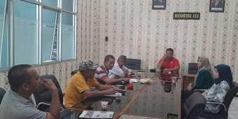 Komisi III DPRD Situbondo Terima Aduan Warga Desa Jangkar soal Transparansi Ganti Rugi