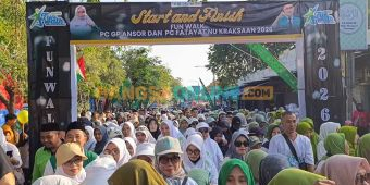 Semarak Fun Walk Ansor-Fatayat di Alun-Alun Kraksaan