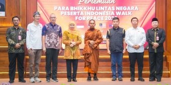 Sambut Bhikkhu Walk for Peace 2026, Gubernur Jatim Ajak Ajak Kuatkan Toleransi