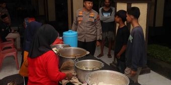 Sahur Bersama Masyarakat, Kapolres Kediri Kota Sampaikan Pesan Kamtibmas