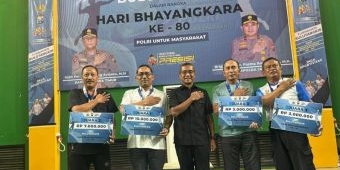 Tim Polda 2 Juara Turnamen Bulutangkis Piala Kapolda Jatim 2026
