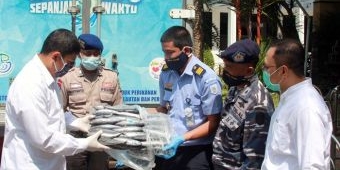 Jaga Imun Nakes RSUD Gambiran, ​Pelabuhan Prigi Trenggalek Sumbang 1 Ton Ikan Segar