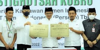 Dirut SIG Resmikan 2 Bantuan Pembangunan TPQ dan Renovasi Masjid Senilai Rp2 Miliar Lebih