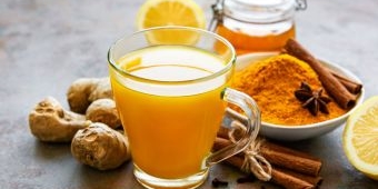 Segar dan Sehat, Jamu Kunyit Asem Kembali Populer sebagai Gaya Hidup Alami