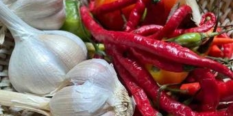 Emak-emak di Jabar Siap Menjerit, Harga Cabe Sekilo Hampir Setara Daging Sapi