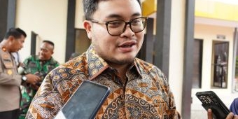 Bupati Kediri Tak Larang Warganya Kibarkan Bendera One Piece, Asalkan..