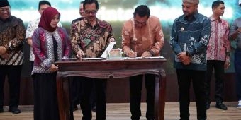 Wali Kota Batu Tanda Tangai Komitmen Hijau bersama PTN-PTKIN se-Jatim