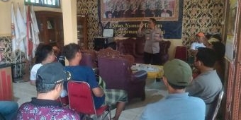 Warga Segel Ruang Kerja Kades Kepohagung, Diduga Gelapkan Uang Desa Ratusan Juta