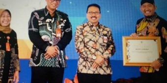 Bupati Sumenep Raih Penghargaan Kepala Daerah Pembina Kecamatan Terbaik