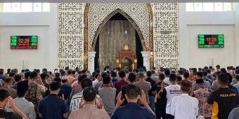 Masjid Al Ikhlas Polresta Sidoarjo Gelar Shalat Ghaib untuk Driver Ojol