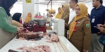 Harga Daging Ayam di Kota Batu Terus Merangkak Naik Jelang Nataru