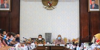 ​Plt. Wali Kota Whisnu Pastikan Homebase Persebaya Tetap di Surabaya, Asalkan ...