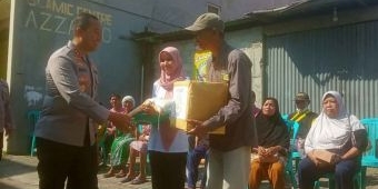 Kapolres Kediri Gelar Cangkrukan Bareng Lansia, Beri Layanan Kesehatan dan Bantuan UMKM