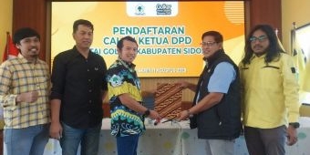 Kantongi Dukungan Mutlak, Adam Rusydi Maju Mendaftar Calon Ketua Golkar Sidoarjo