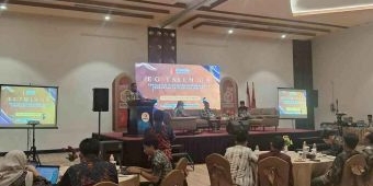 Bersama Bawaslu, Wakil Bupati Pamekasan Tegaskan Komitmen Kawal Demokrasi