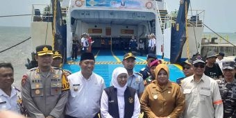 Gubernur Khofifah Lepas Peserta Mudik Gratis di Situbondo