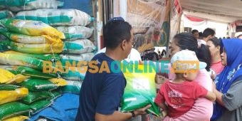 Perum Bulog Kancab Kediri Salurkan Bantuan Pangan Tahap 2 untuk Wilayah Kediri dan Nganjuk