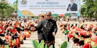 Upacara Harjad ke-494 Kabupaten Pamekasan Hadirkan Ratusan Penari Topeng Getak dan Ronggeng