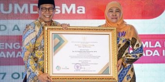 Jawa Timur Jadi Role Model Nasional, Gubernur Khofifah Raih 3 Penghargaan dari Mendes PDTT