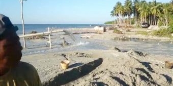 Diduga Kades Terima Uang Keamanan Pengerukan Pasir Ilegal, Kabag SDA Sumenep Bakal Lapor Pemprov