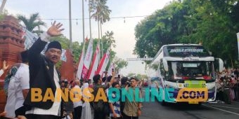 Ini Pesan Bupati Nganjuk saat Berangkatkan 376 Calon Jemaah Haji